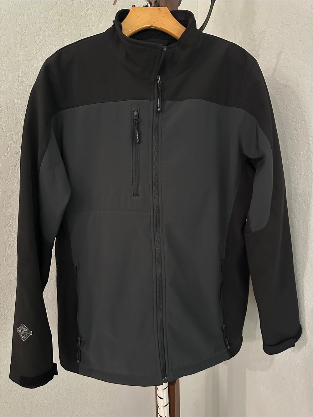 Women’s Black Two-Tone Softshell Jacket